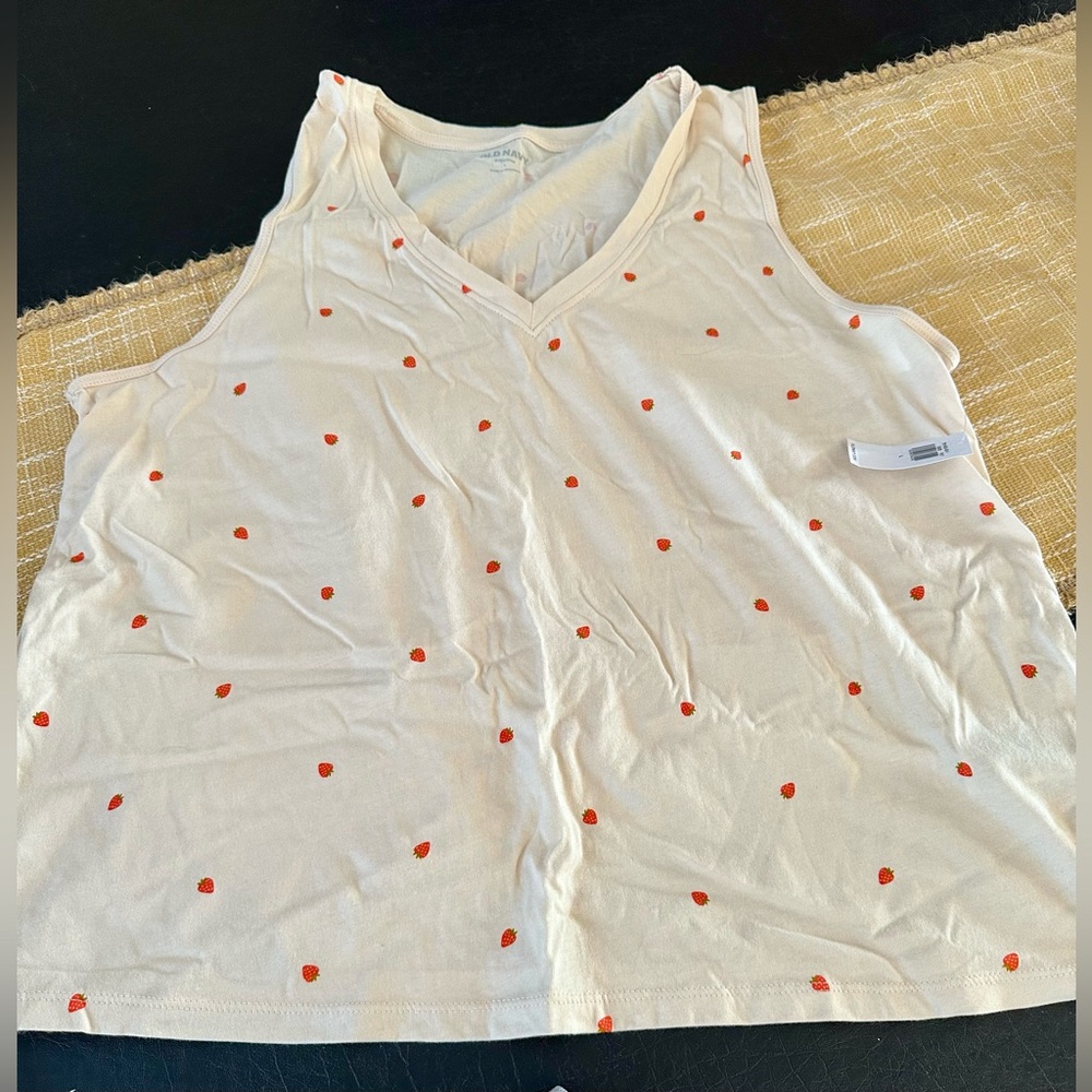 BNWT (2) Old Navy Size Large Tank Tops- 1 grey luxe 1- cream with strawberries